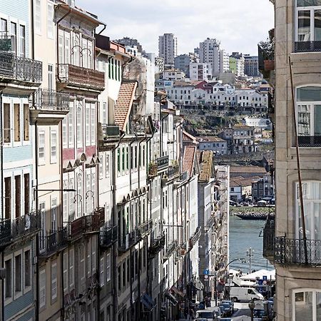 Lovelystay - Aurora Mezzanine Porto Bagian luar foto