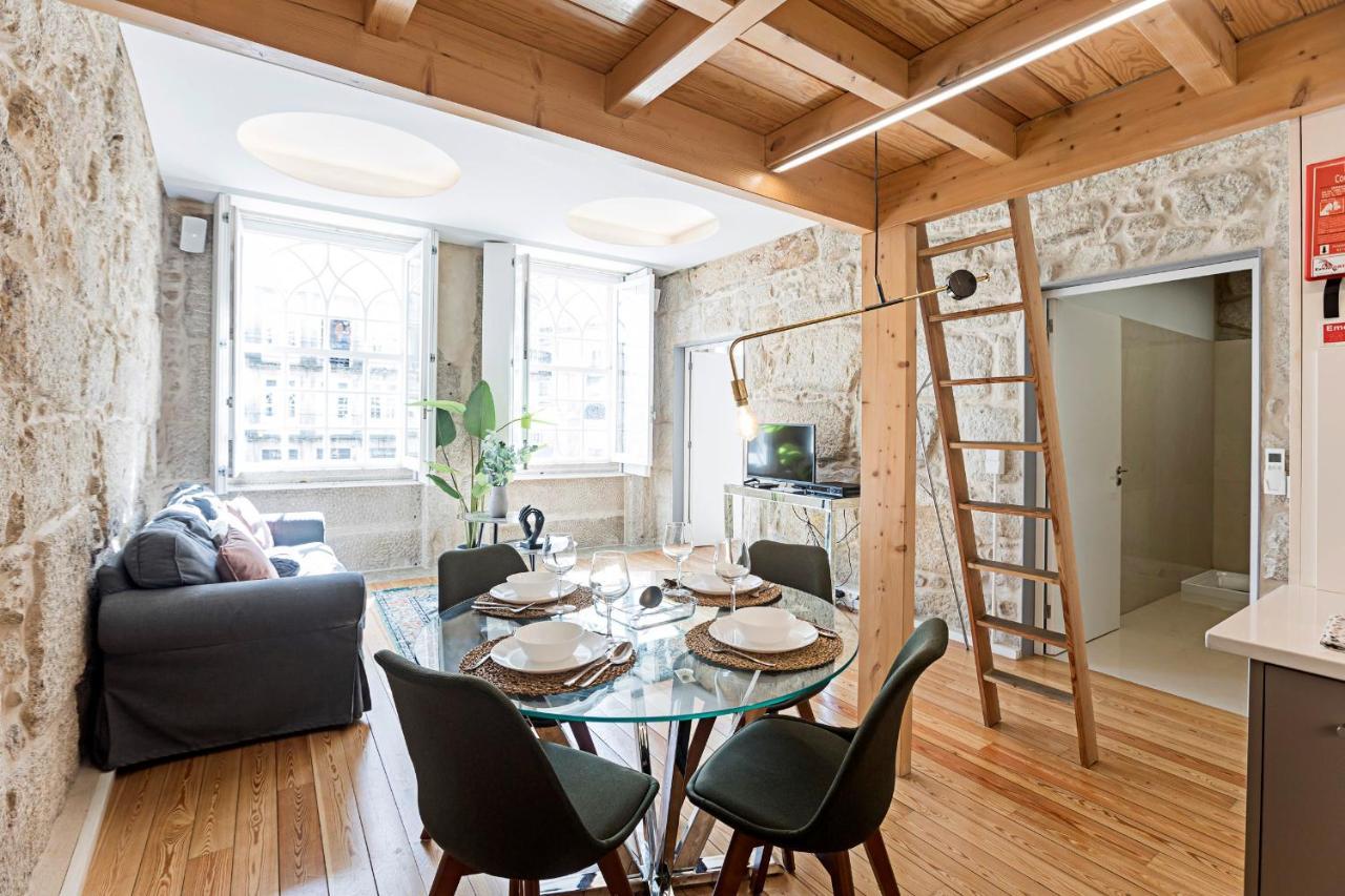 Lovelystay - Aurora Mezzanine Porto Bagian luar foto
