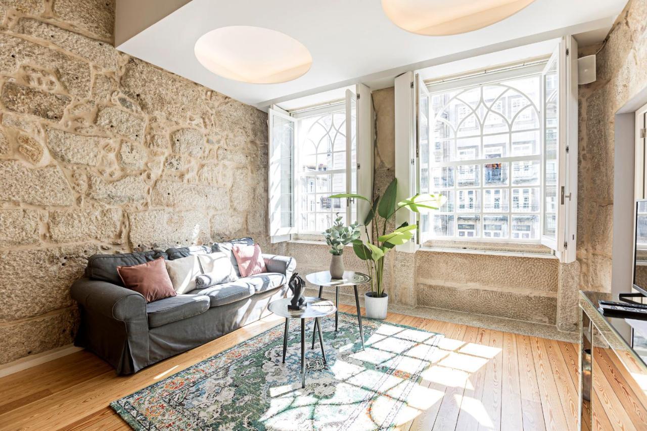Lovelystay - Aurora Mezzanine Porto Bagian luar foto