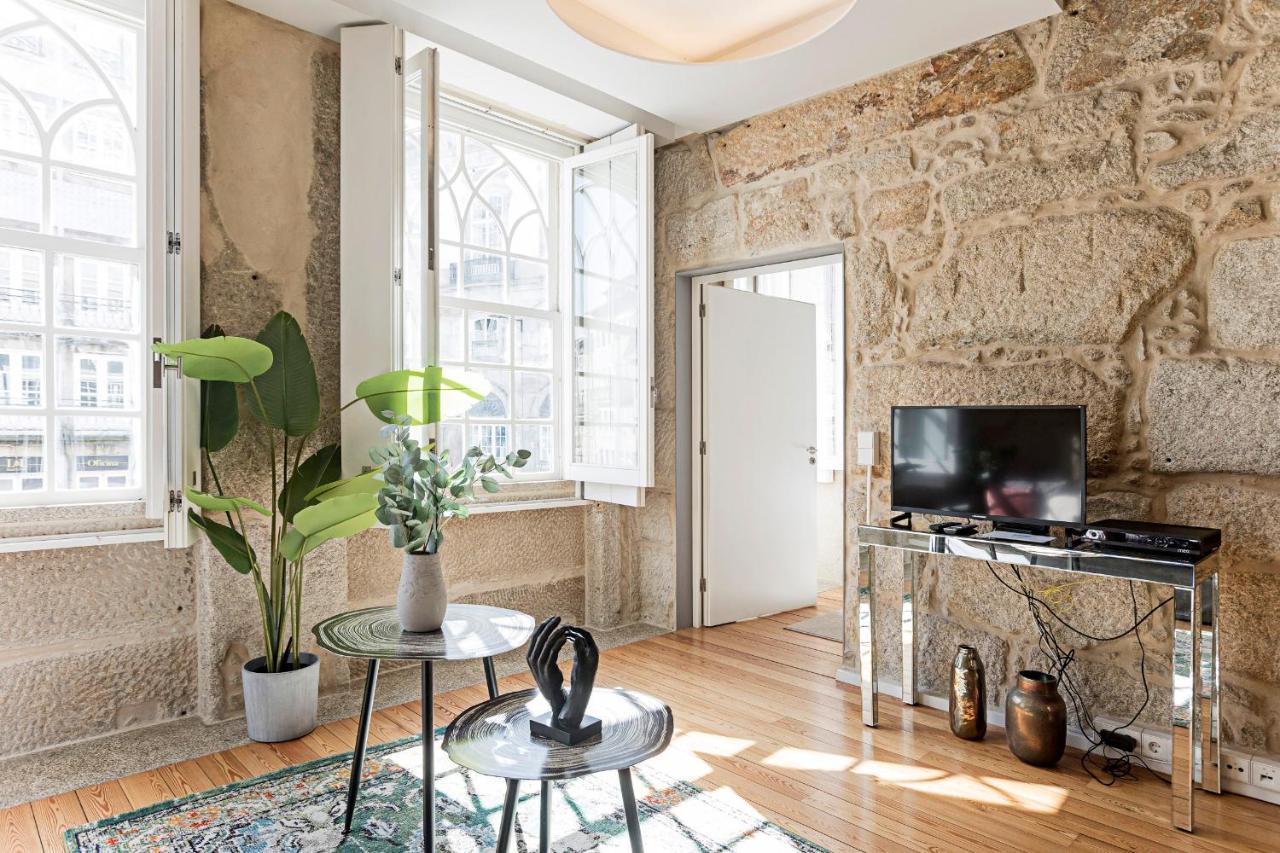 Lovelystay - Aurora Mezzanine Porto Bagian luar foto