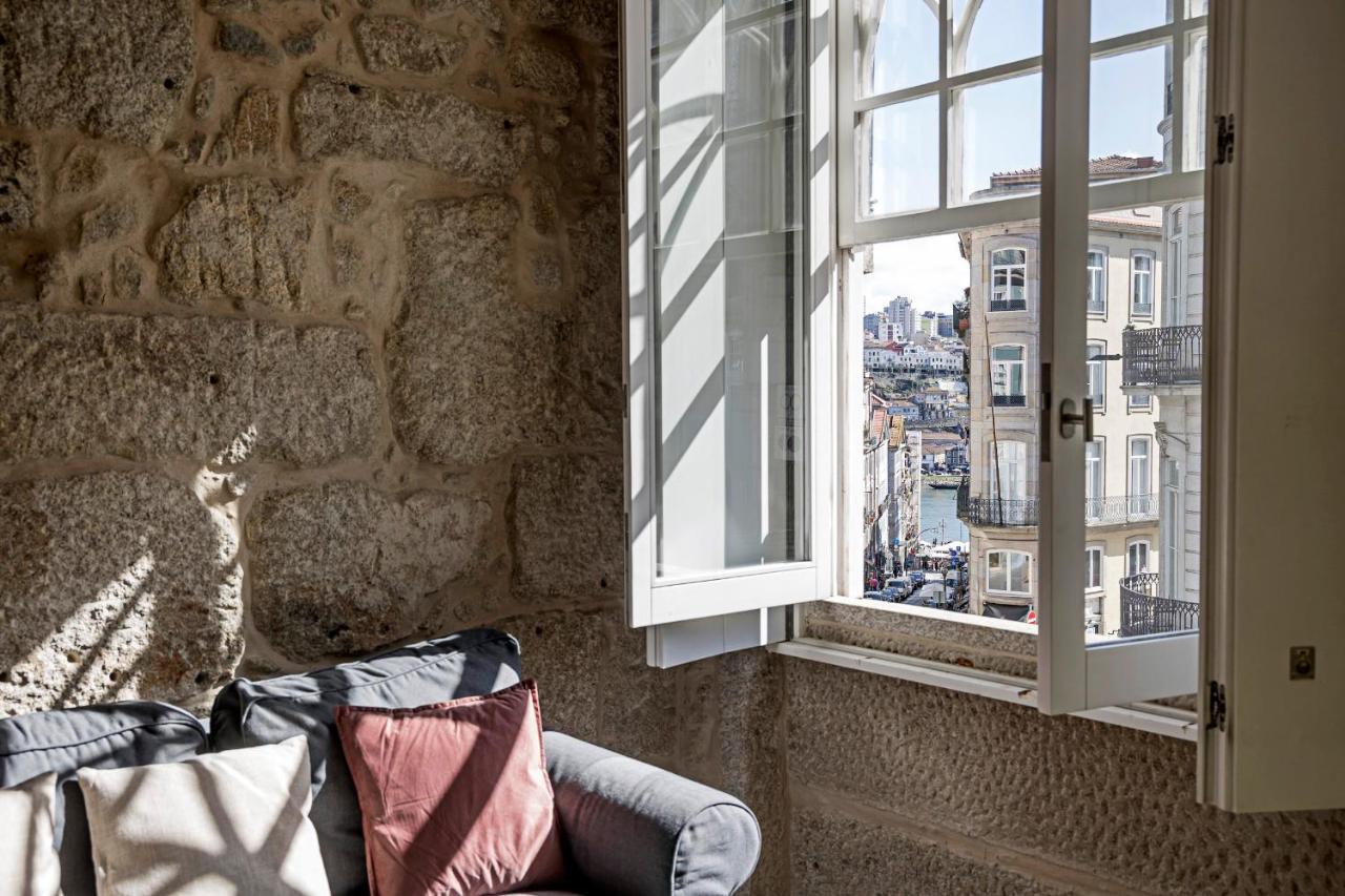 Lovelystay - Aurora Mezzanine Porto Bagian luar foto